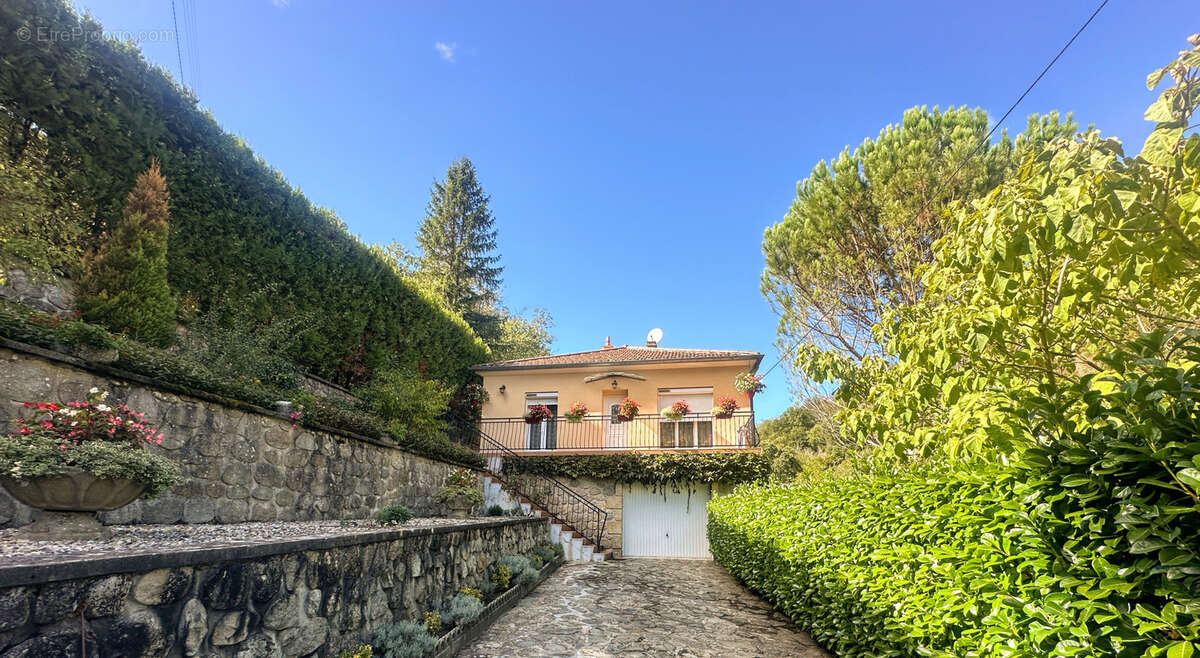 Maison à VALS-LES-BAINS