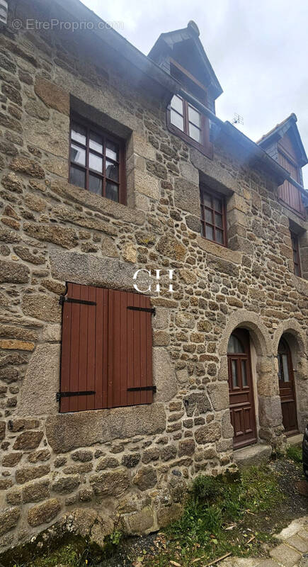 Maison à MONCONTOUR