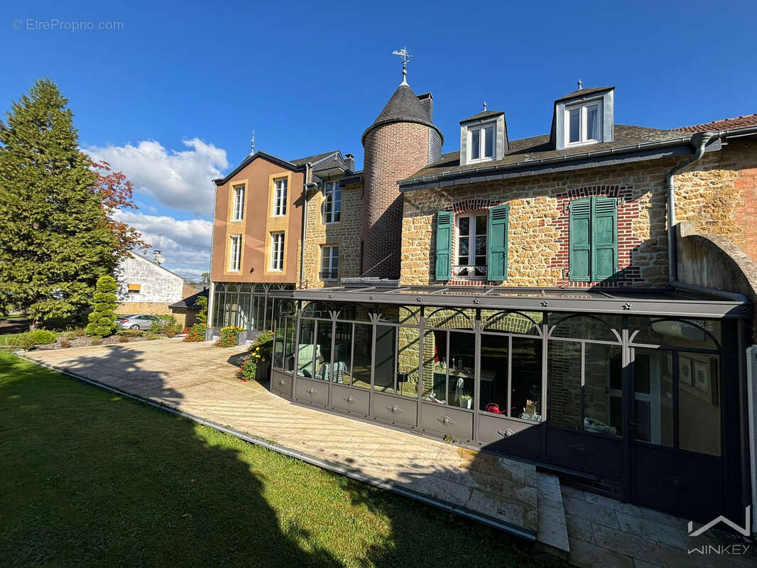 Maison à CHARLEVILLE-MEZIERES
