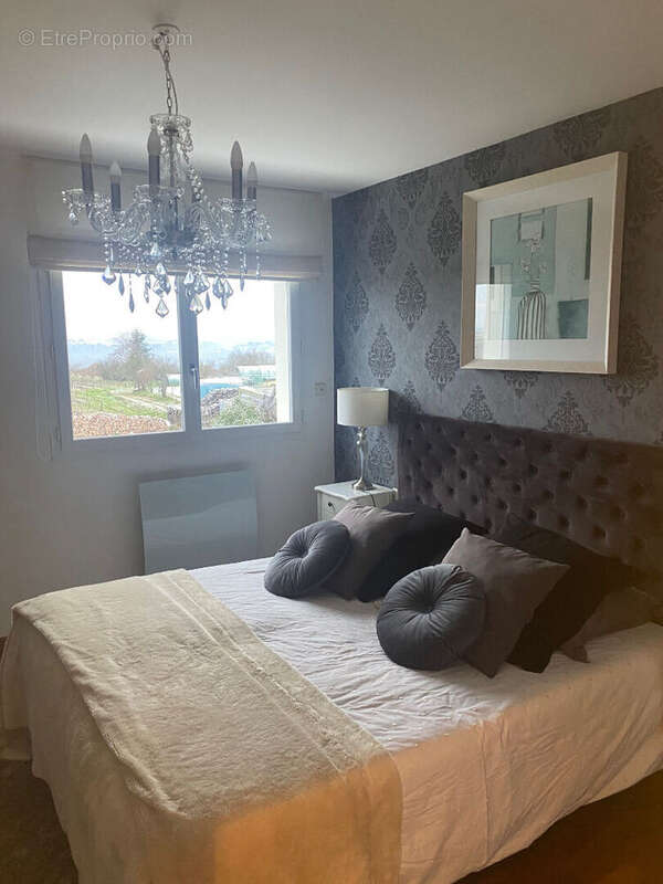 Maison à LA CHAPELLE-BASSE-MER