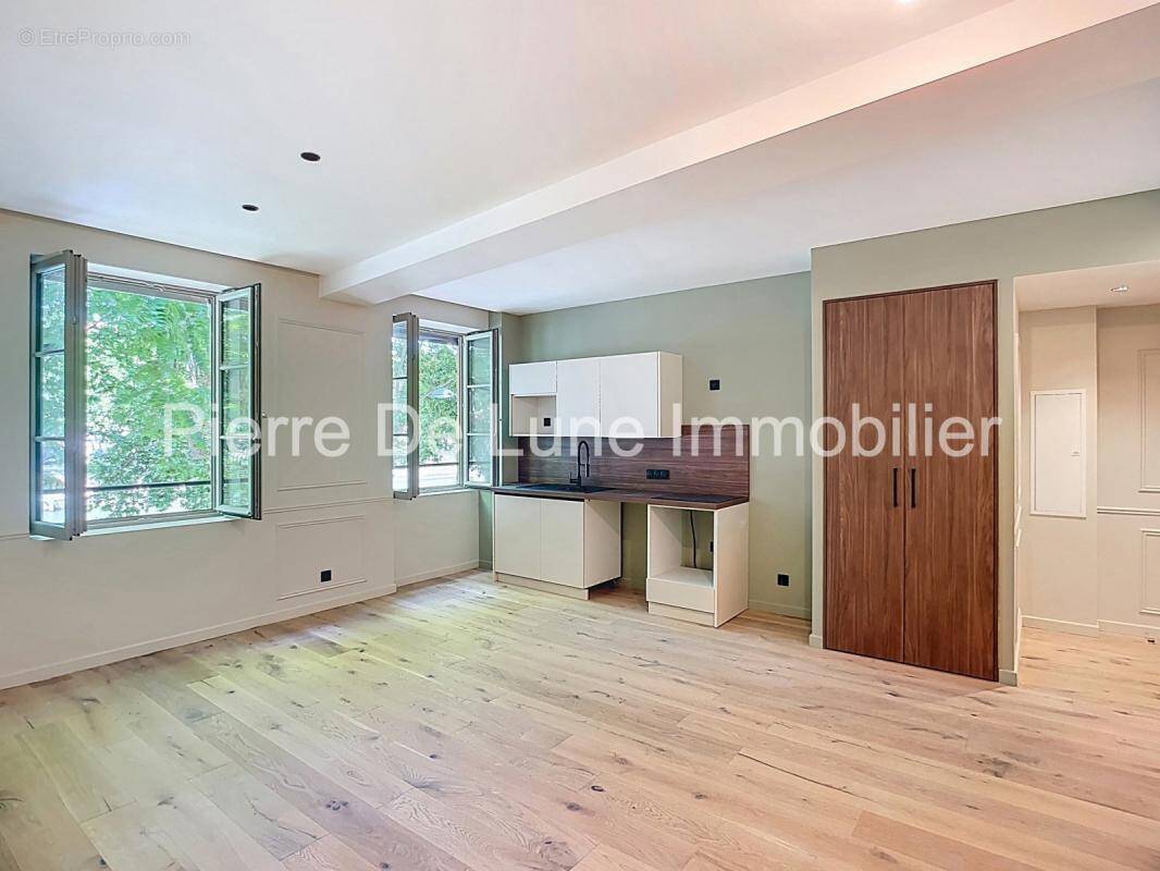 Appartement à LYON-1E
