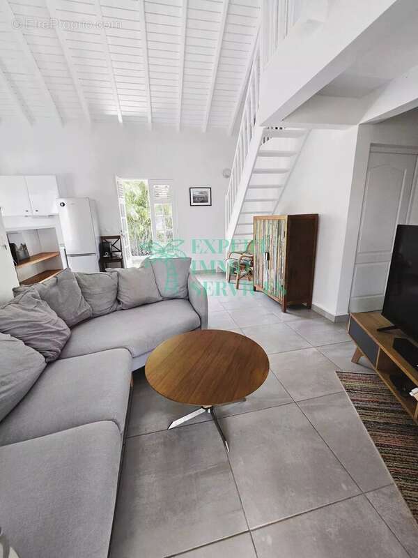 Maison à CAPESTERRE-DE-MARIE-GALANTE