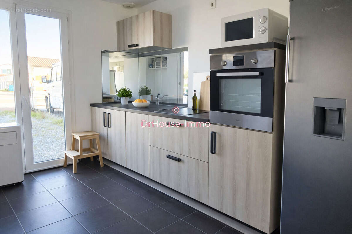 Maison 105 m² à Saint-Andre-De-Cubzac  - photo 5