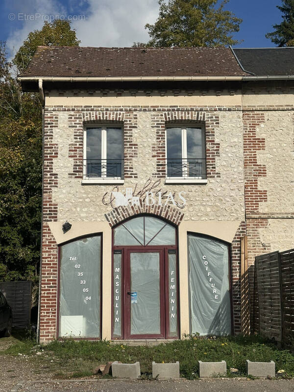 Appartement à FRENEUSE