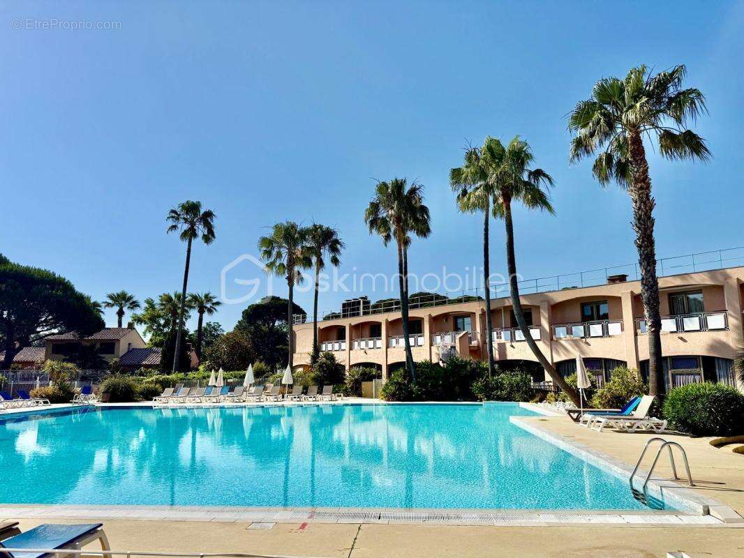 Appartement à MANDELIEU-LA-NAPOULE