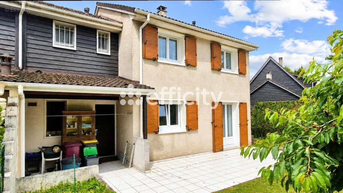 Maison à CHELLES