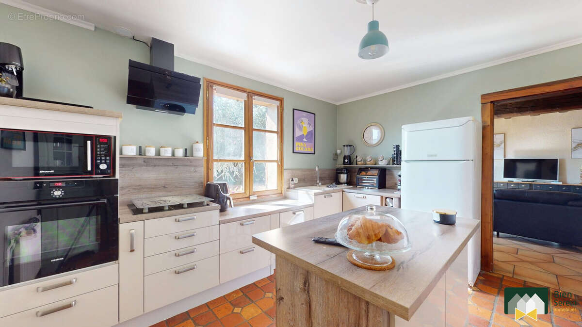 Maison 186 m² à Gellainville  - photo 4