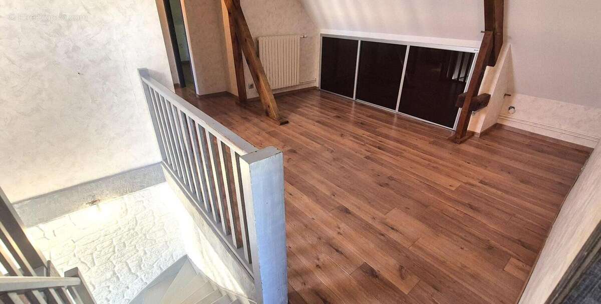 Belle Propriété Contemporaine ou Superbe Villa de 166 m² entièrement rénovée avec sa Piscine sécurisée de 40 m², Balcon, Terrass - photo 13
