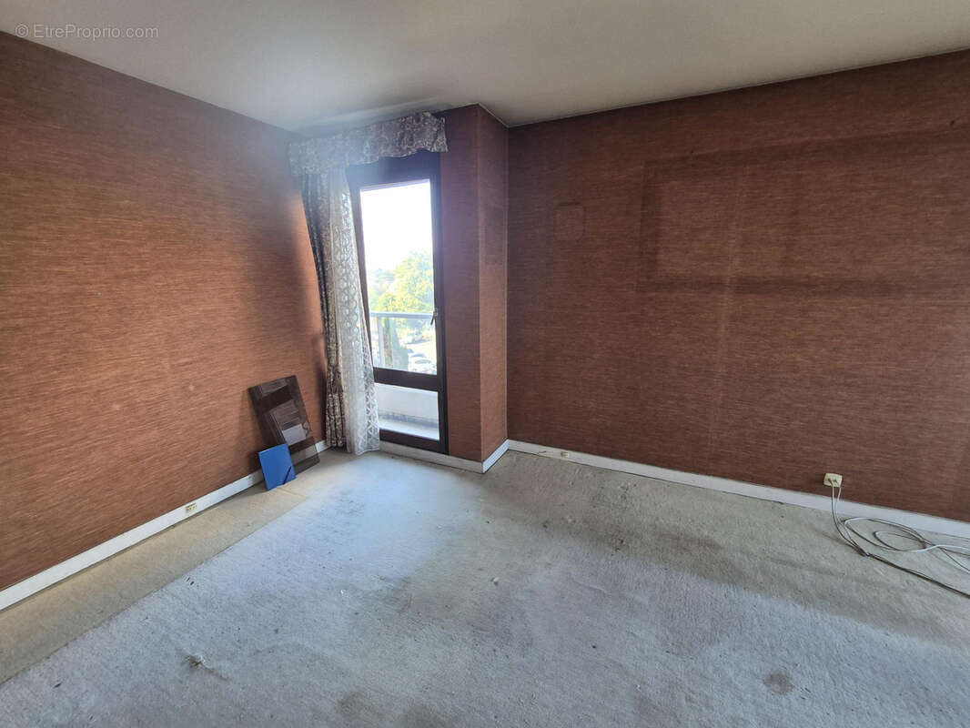 Appartement à JOUY-EN-JOSAS