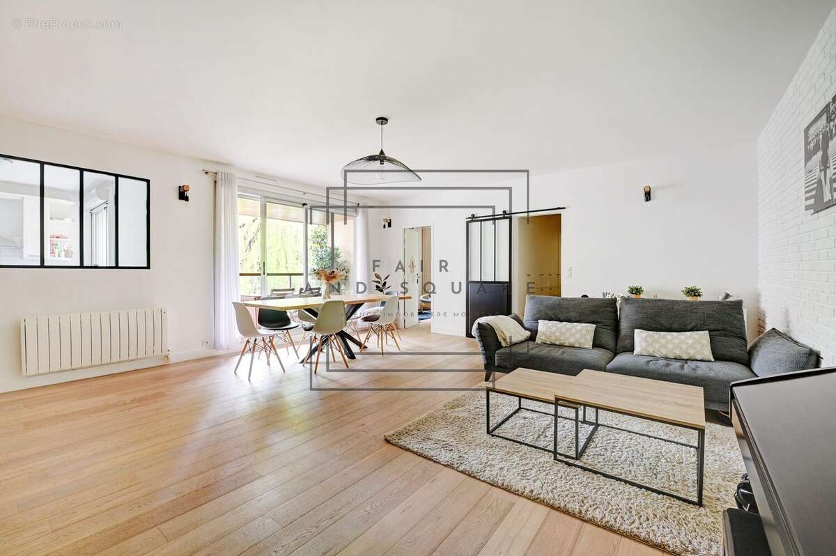 Appartement à NEUILLY-SUR-SEINE