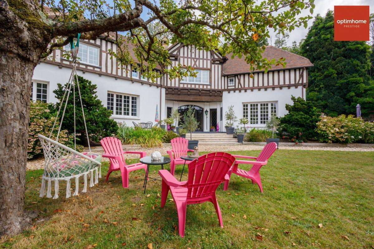 À Pont-Audemer centre – Maison bourgeoise avec parc paysager de plus de 2 hectares - photo 14
