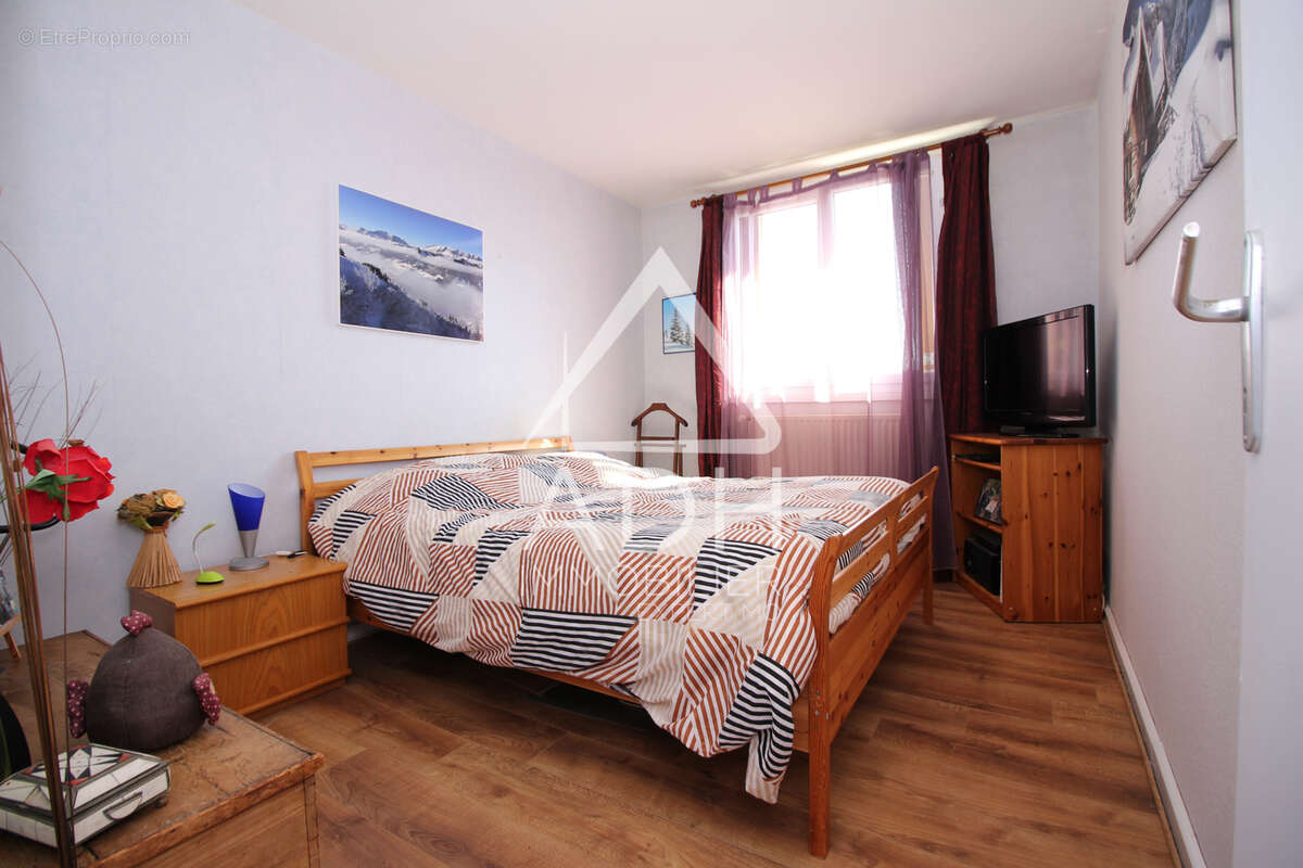 Appartement à NEAUPHLE-LE-CHATEAU