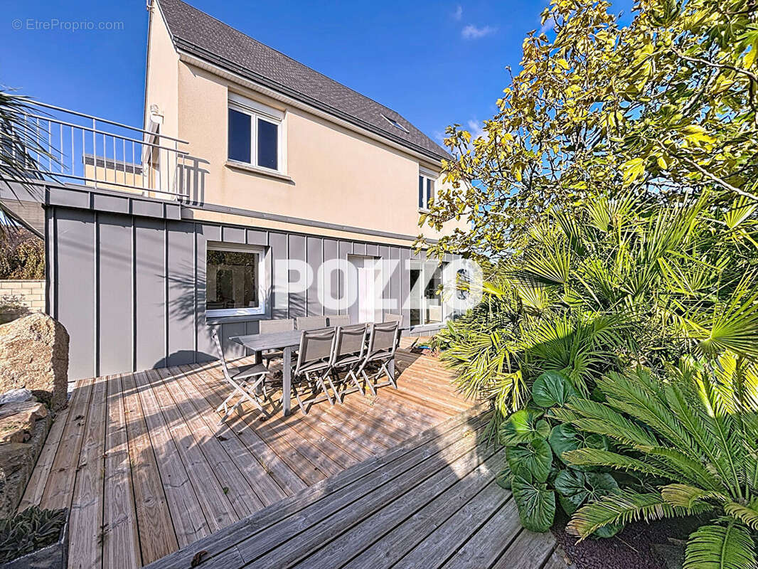 Maison à JULLOUVILLE