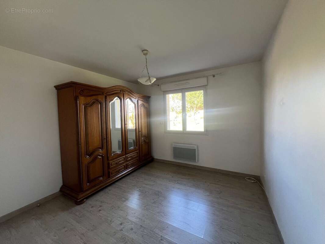 Maison à SAINT-MARTIN-SUR-OCRE