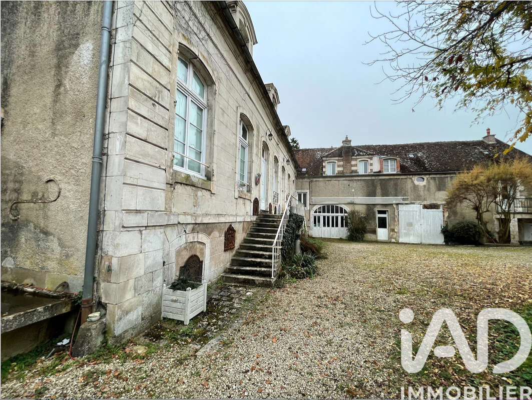 Photo 4 - Maison à TONNERRE