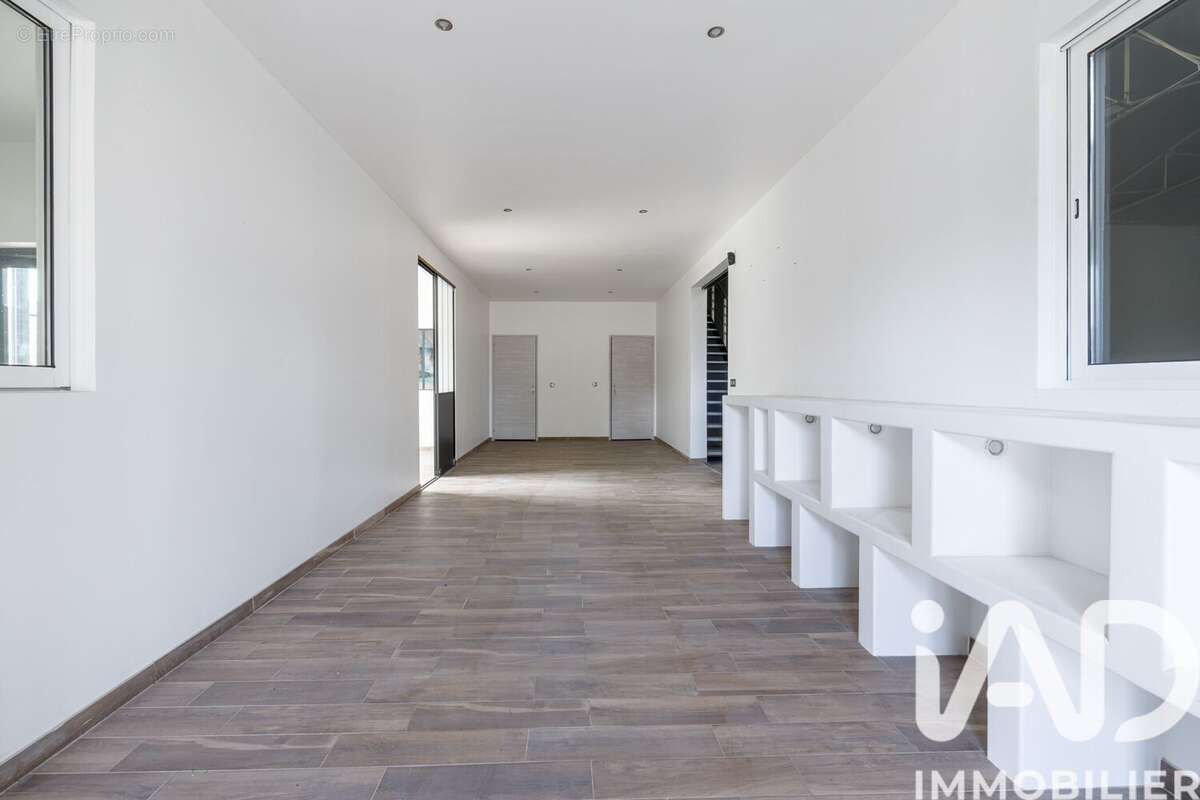 Photo 7 - Commerce à MOREAC