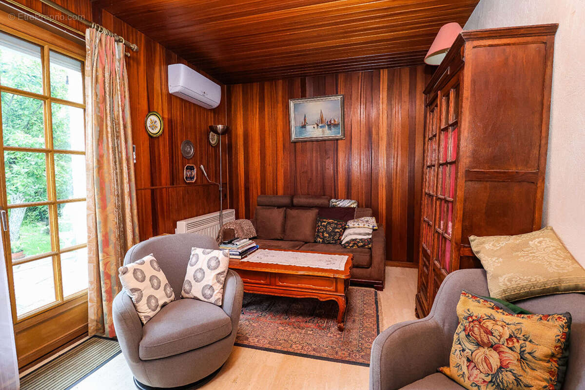 Maison à RIS-ORANGIS