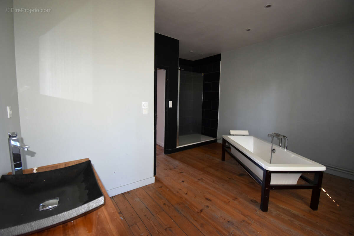 Maison à BLAYE-LES-MINES