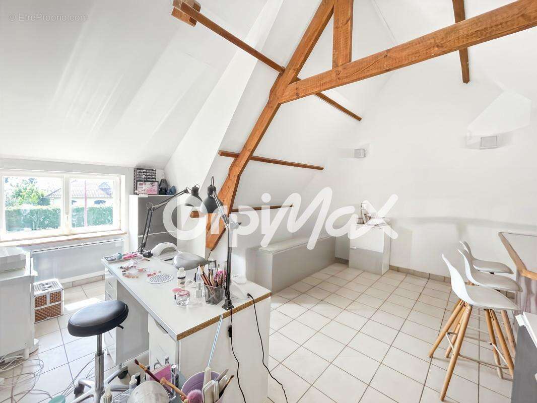 Maison À Vendre 160 M² BAINCTHUN - photo 11