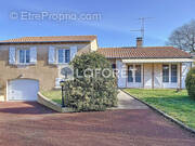 Maison à PARTHENAY