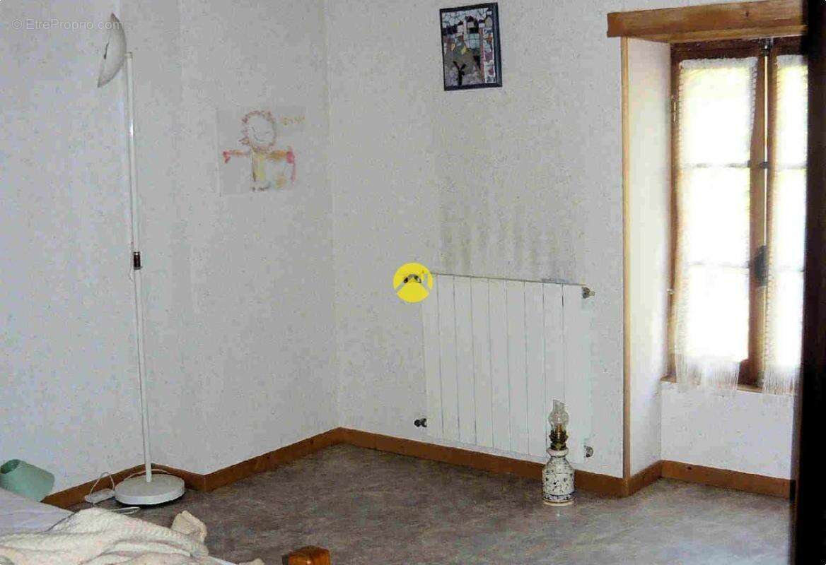 Maison à DUN-LE-PALESTEL