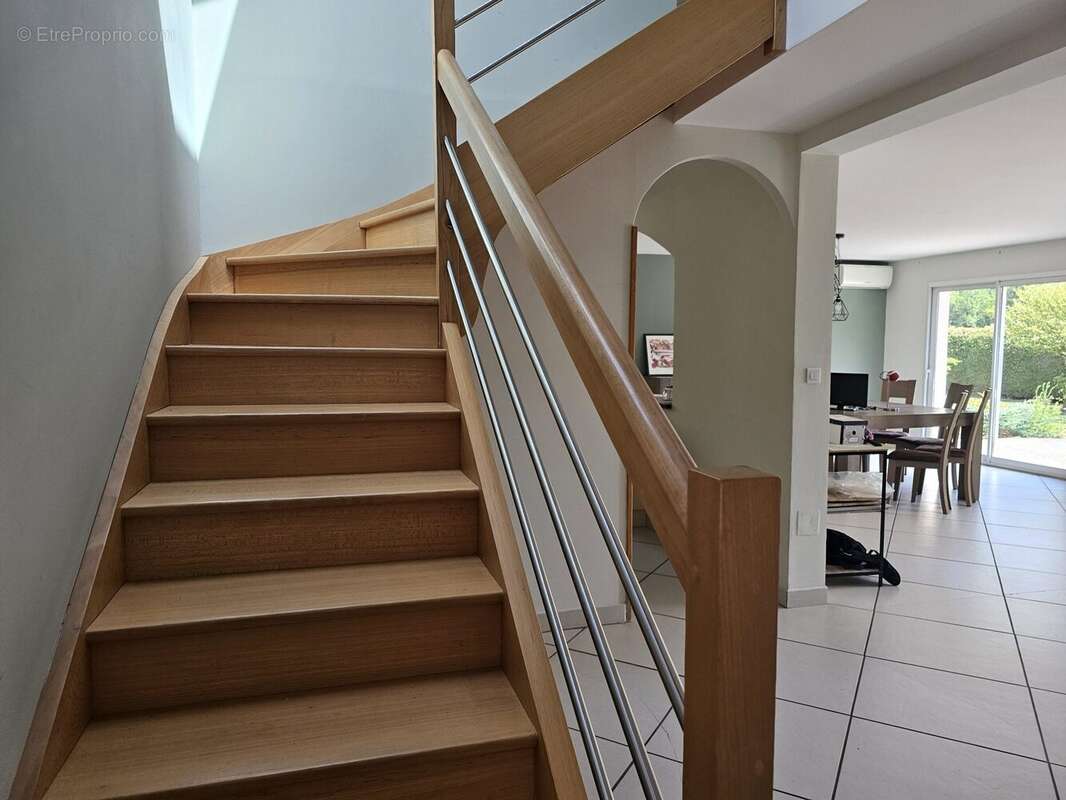 Maison 150 m² à Beaudean  - photo 8