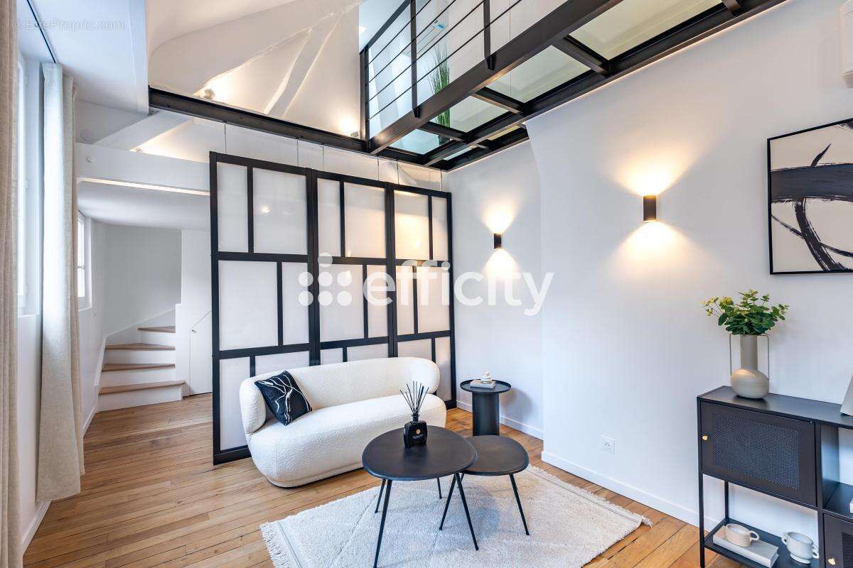 Appartement à PARIS-7E