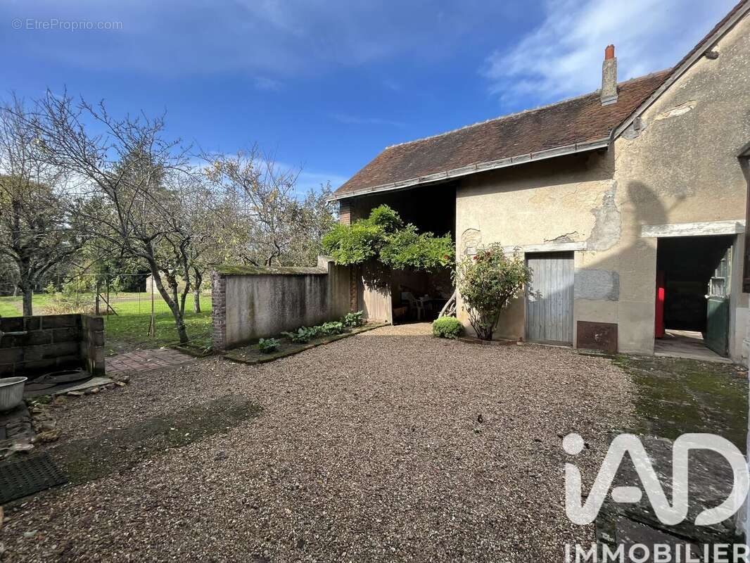 Photo 2 - Maison à NOGENT-SUR-VERNISSON