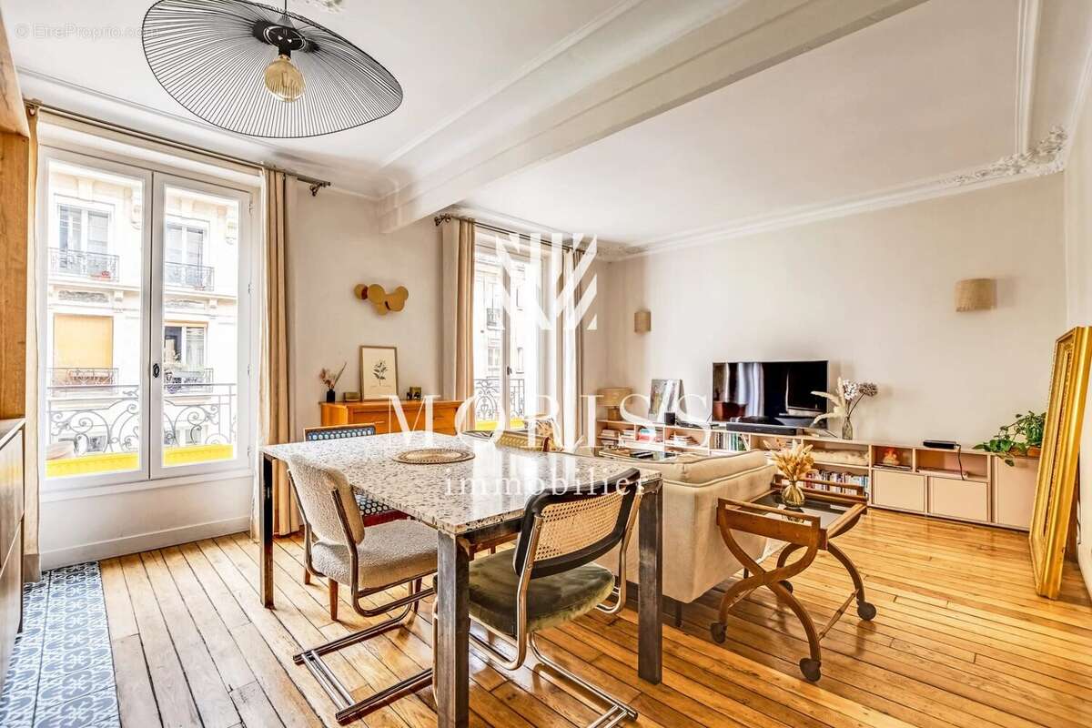 Appartement à PARIS-18E