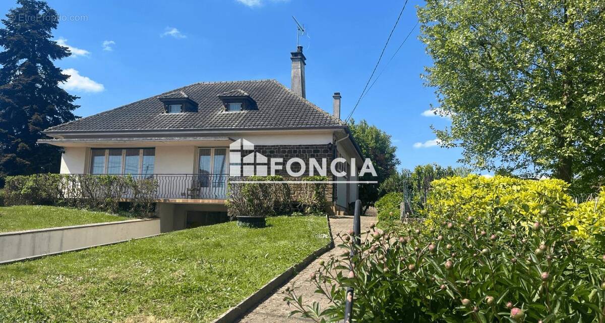 Maison à BEAUMONT-SUR-SARTHE