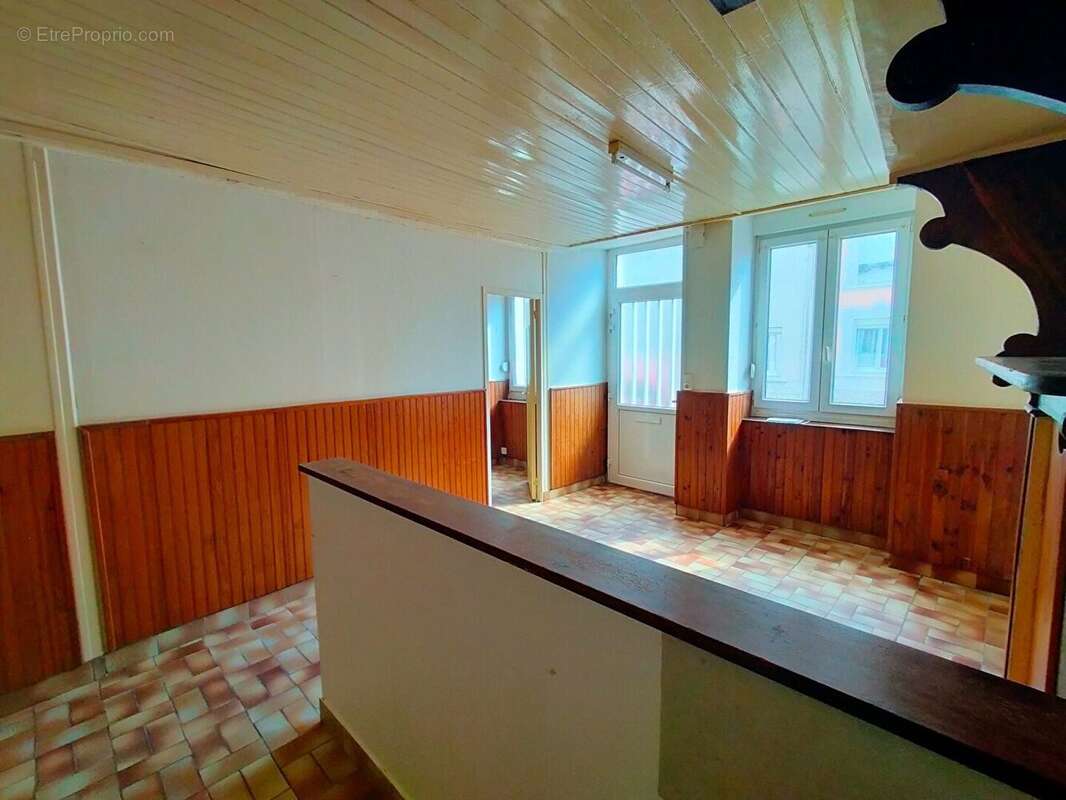 Maison à VILLAINES-LA-JUHEL