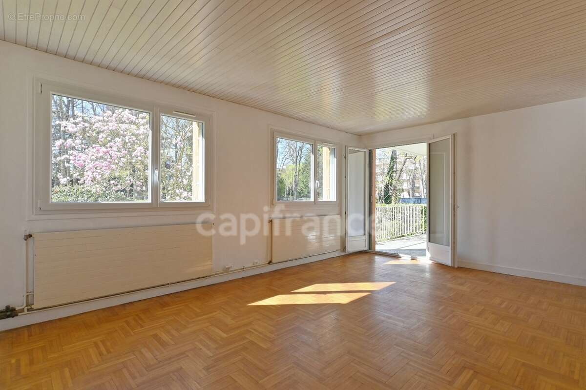 Appartement à vendre 3 pièces - Parc de MAISONS LAFFITTE - photo 3