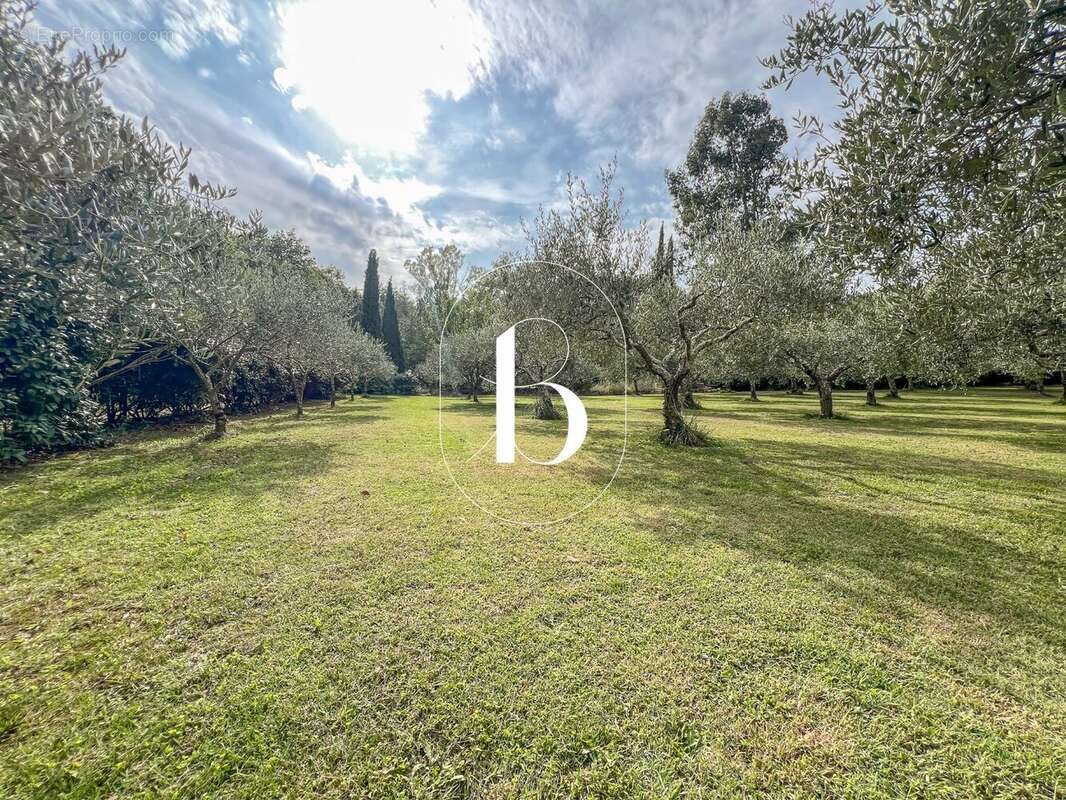 Maison à GOUDARGUES