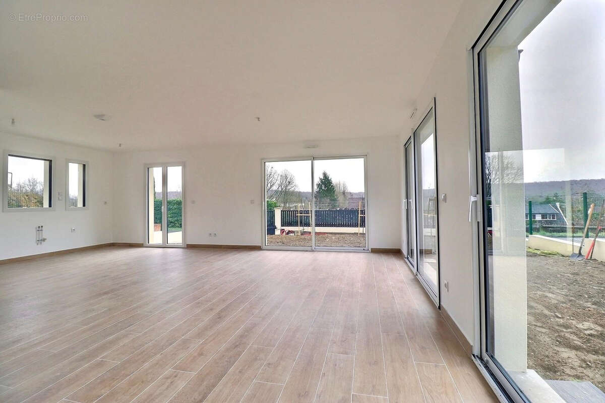 Maison à L'ETANG-LA-VILLE