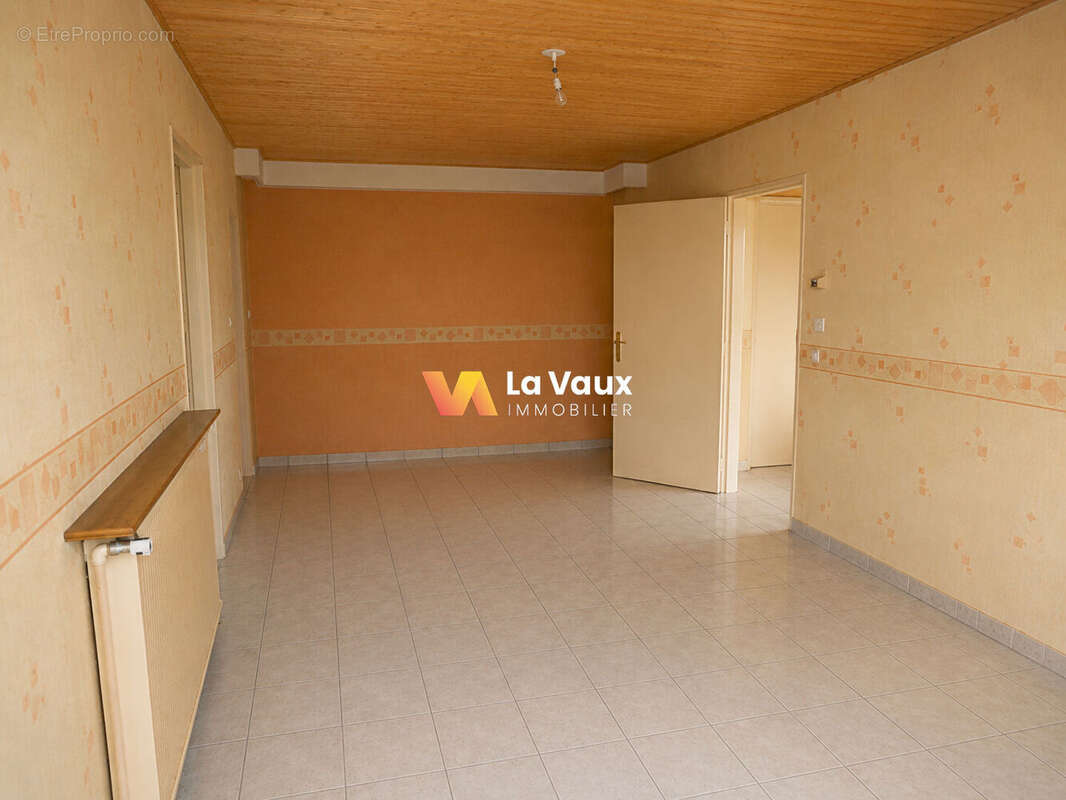 NANCY, appartement F2 de 51m2 avec balcon à proximité immédiate fac de lettres ... - photo 4