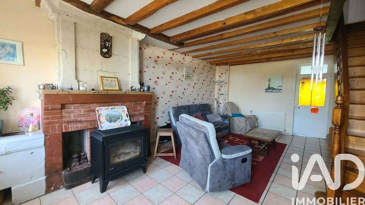 Photo 2 - Maison à VILLEBERNIER