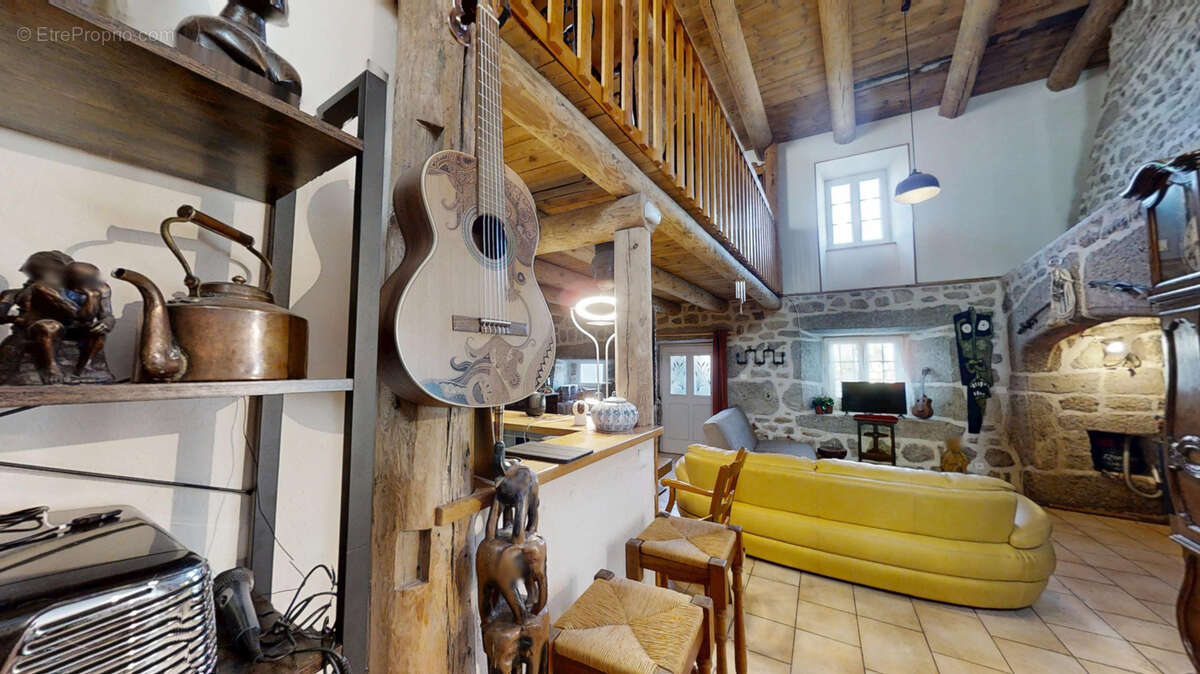 Maison à GREZES