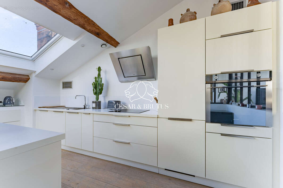 Appartement à LYON-6E