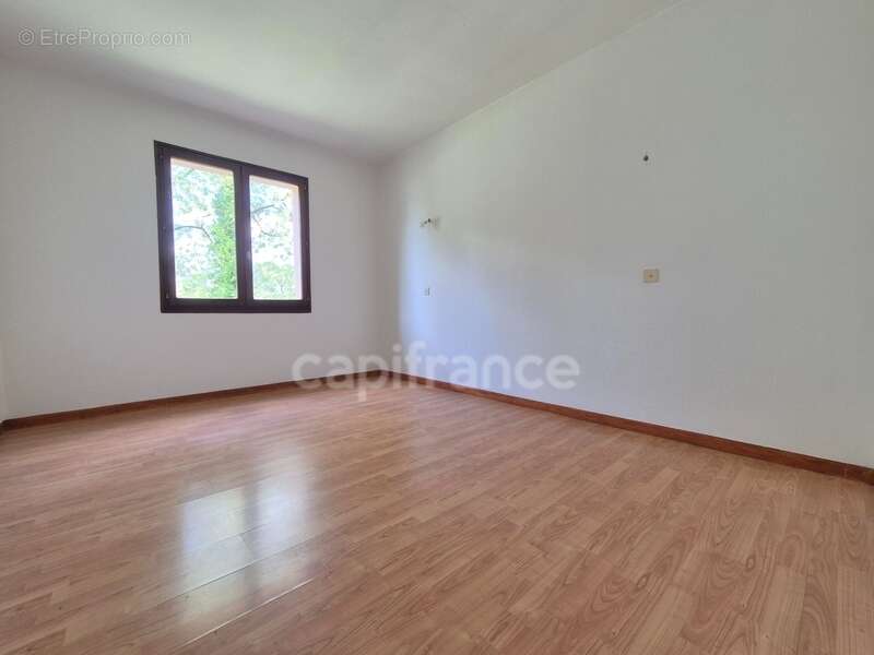 Maison à MESCHERS-SUR-GIRONDE