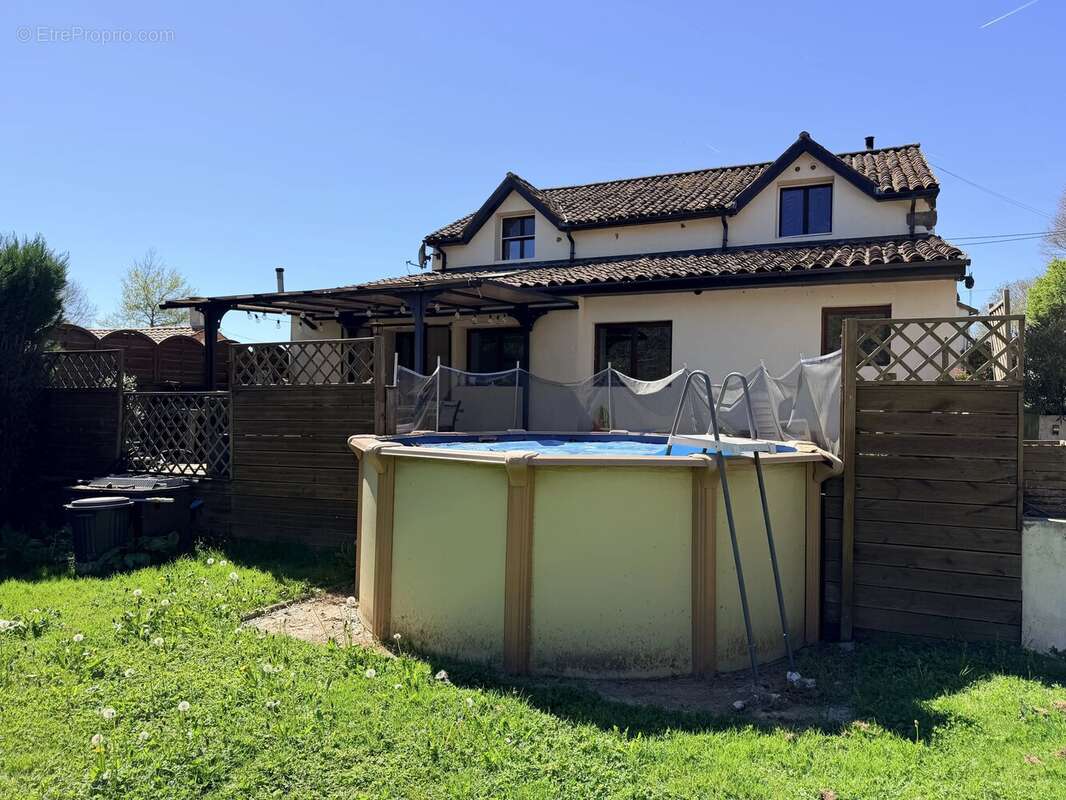 Appartement à DARNAC