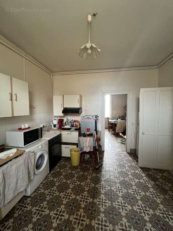 Appartement 264 m² à Vierzon  - photo 6