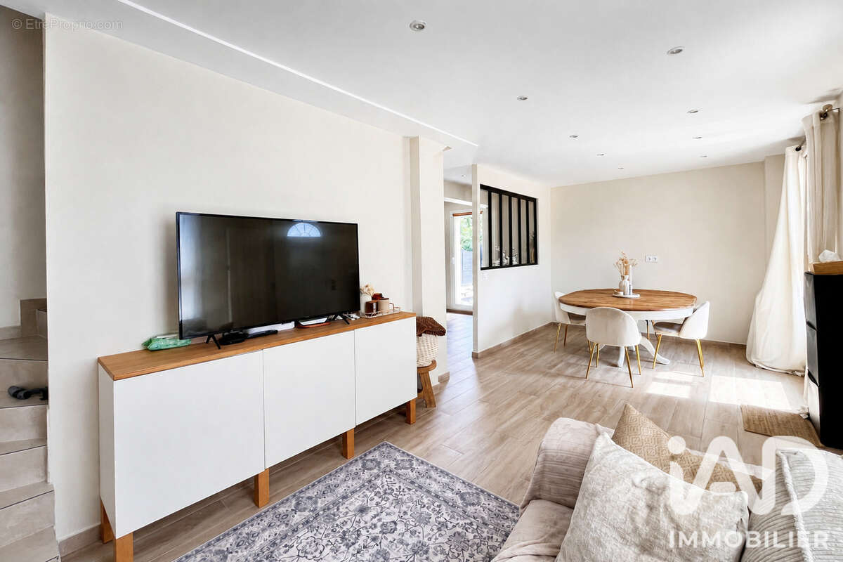 Maison 80 m² à Limeil-Brevannes  - photo 2