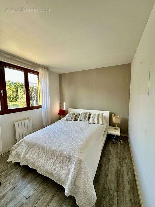 Maison à GRAYAN-ET-L'HOPITAL