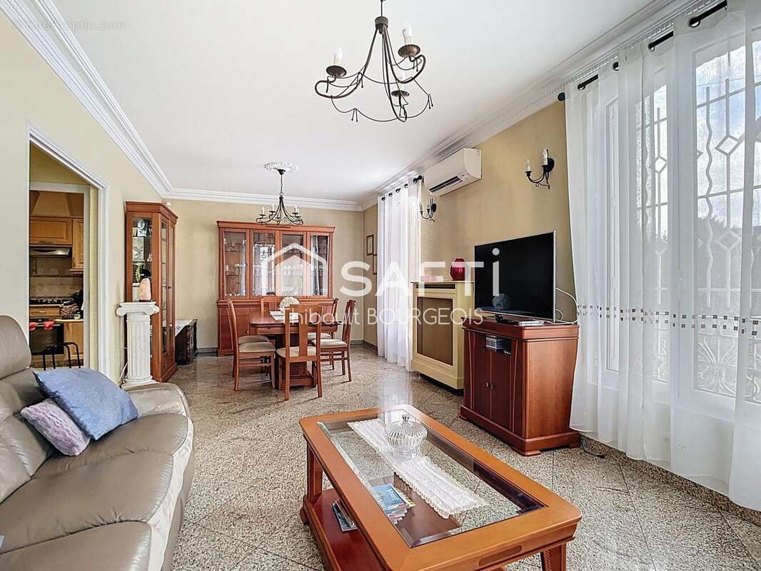 Photo 3 - Maison à VILLEMOMBLE