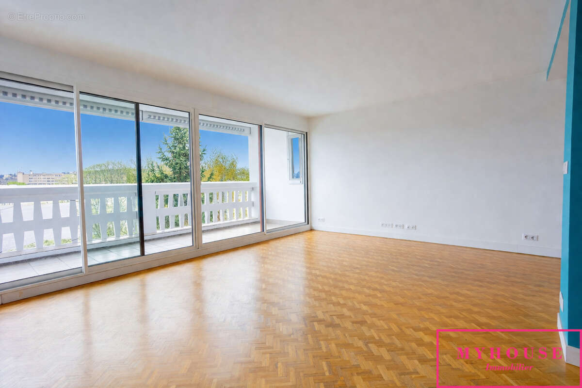 Appartement à BAGNEUX