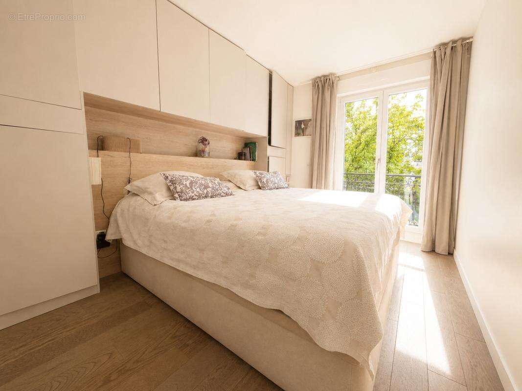 Appartement à PARIS-19E