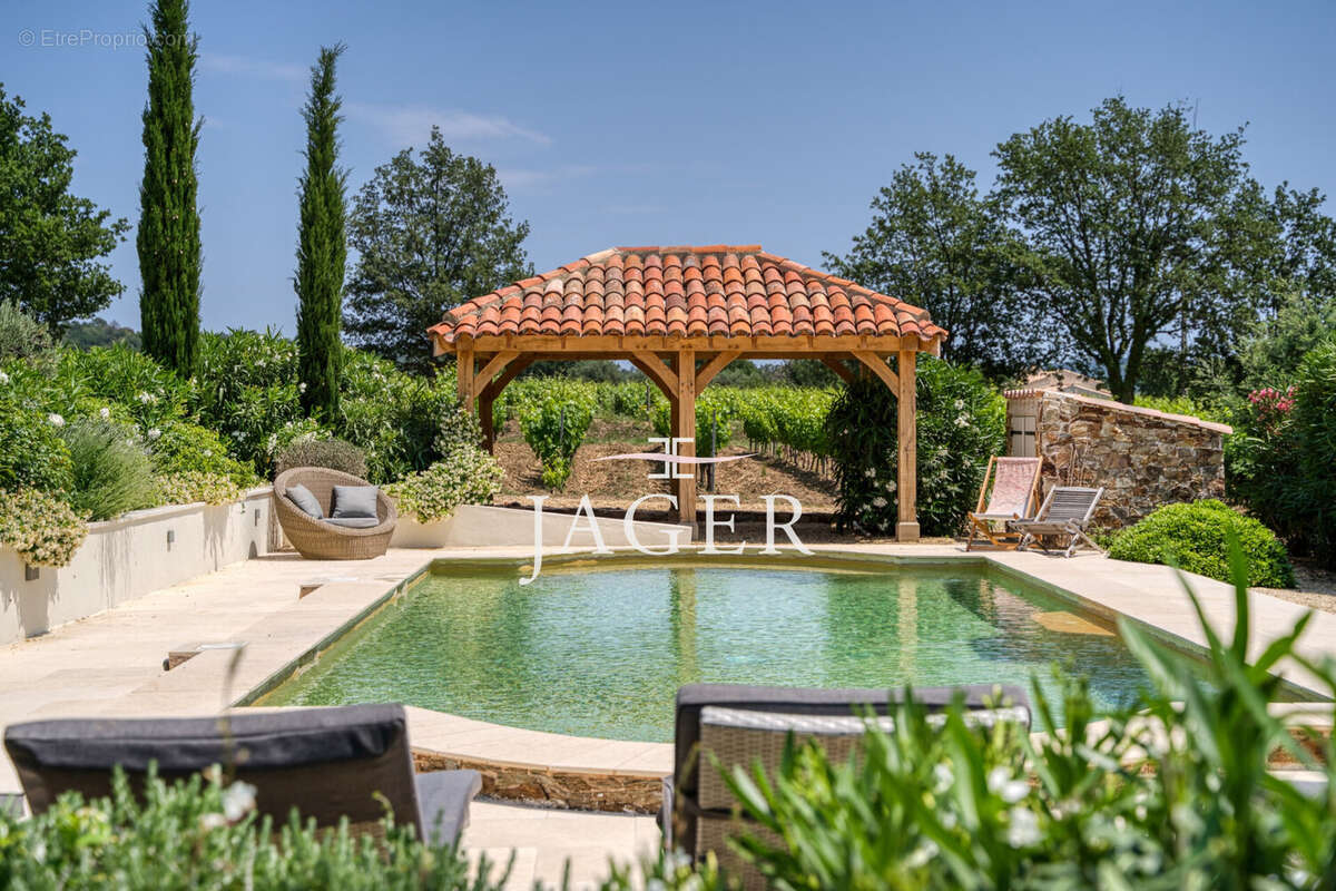 Maison à LA GARDE-FREINET