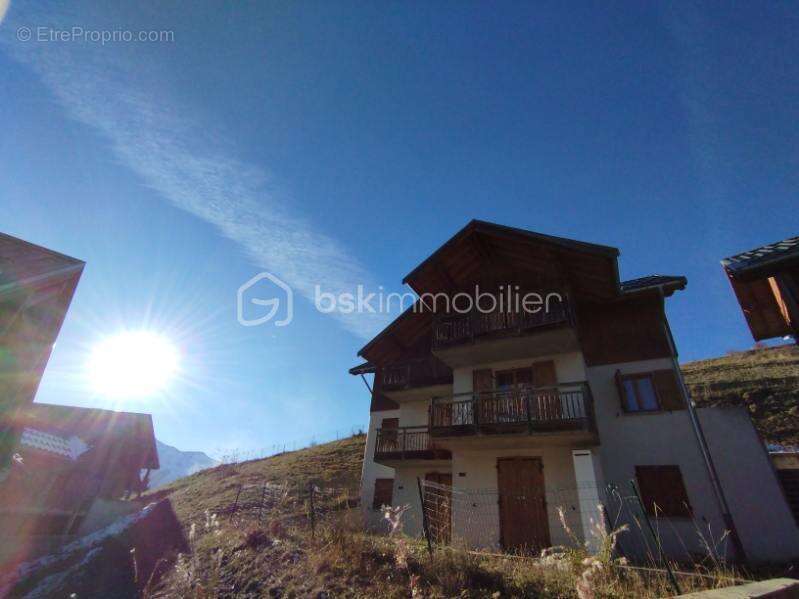 Appartement à ALBIEZ-MONTROND