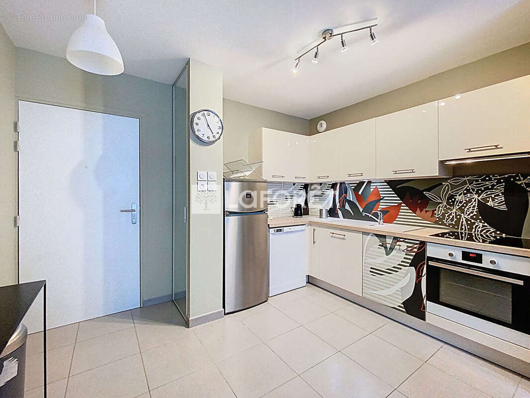 Appartement à VERNEUIL-SUR-SEINE