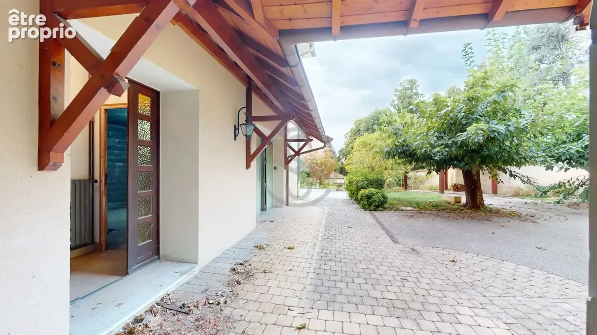 Maison de Charme - Localité idéale La Côte Saint André - Terrain 800m2 - photo 2